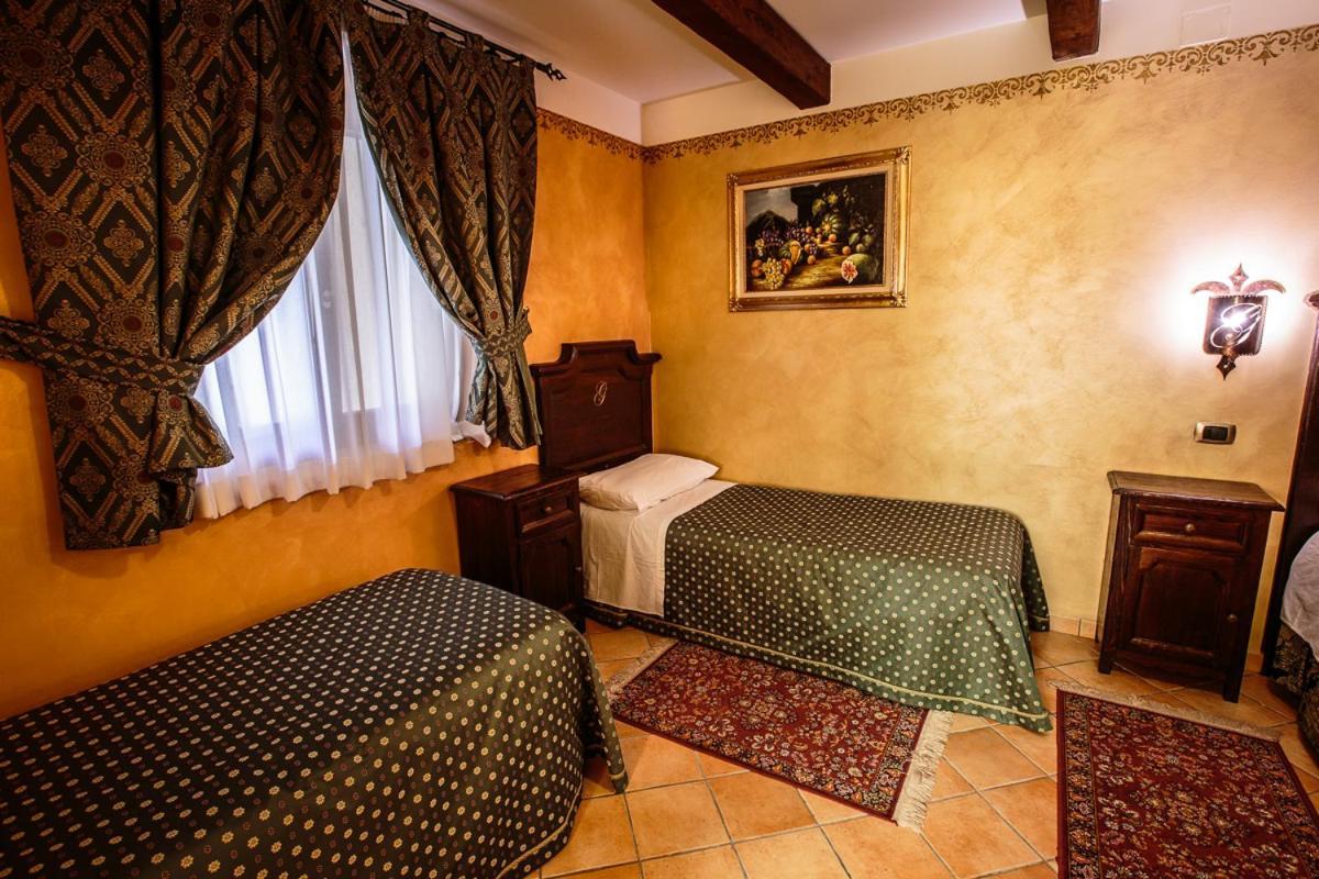 Hotel Guerrinuccio Celano Exterior foto